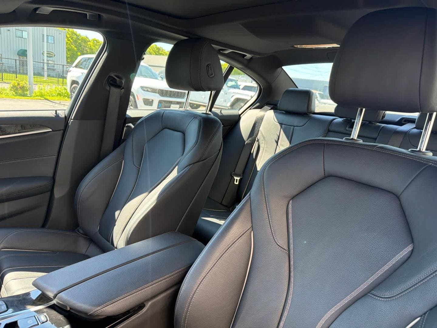 2021 BMW 5 Series 540i - Photo 12