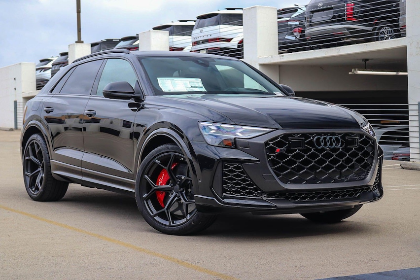 2026 Audi RS Q8 SUV performance