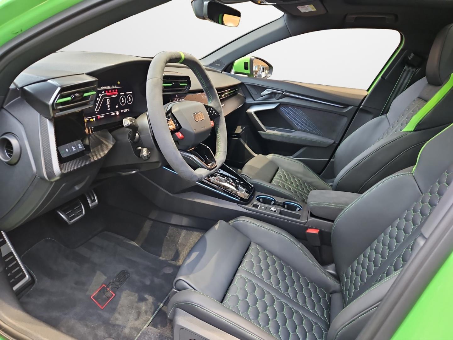 Image about Audi RS 3 Limousine TFSI quattro S tronic