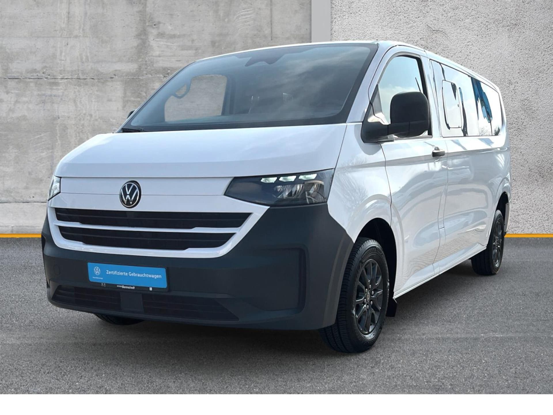 Volkswagen Caravelle langer Radstand Basis-Modell