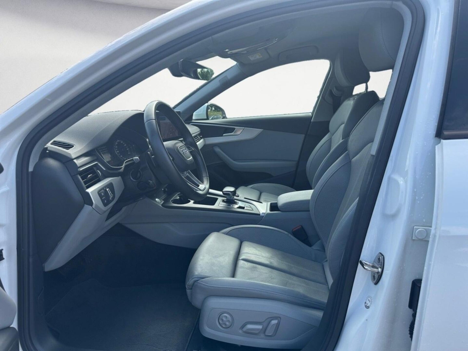 Audi A4 Avant Advanced