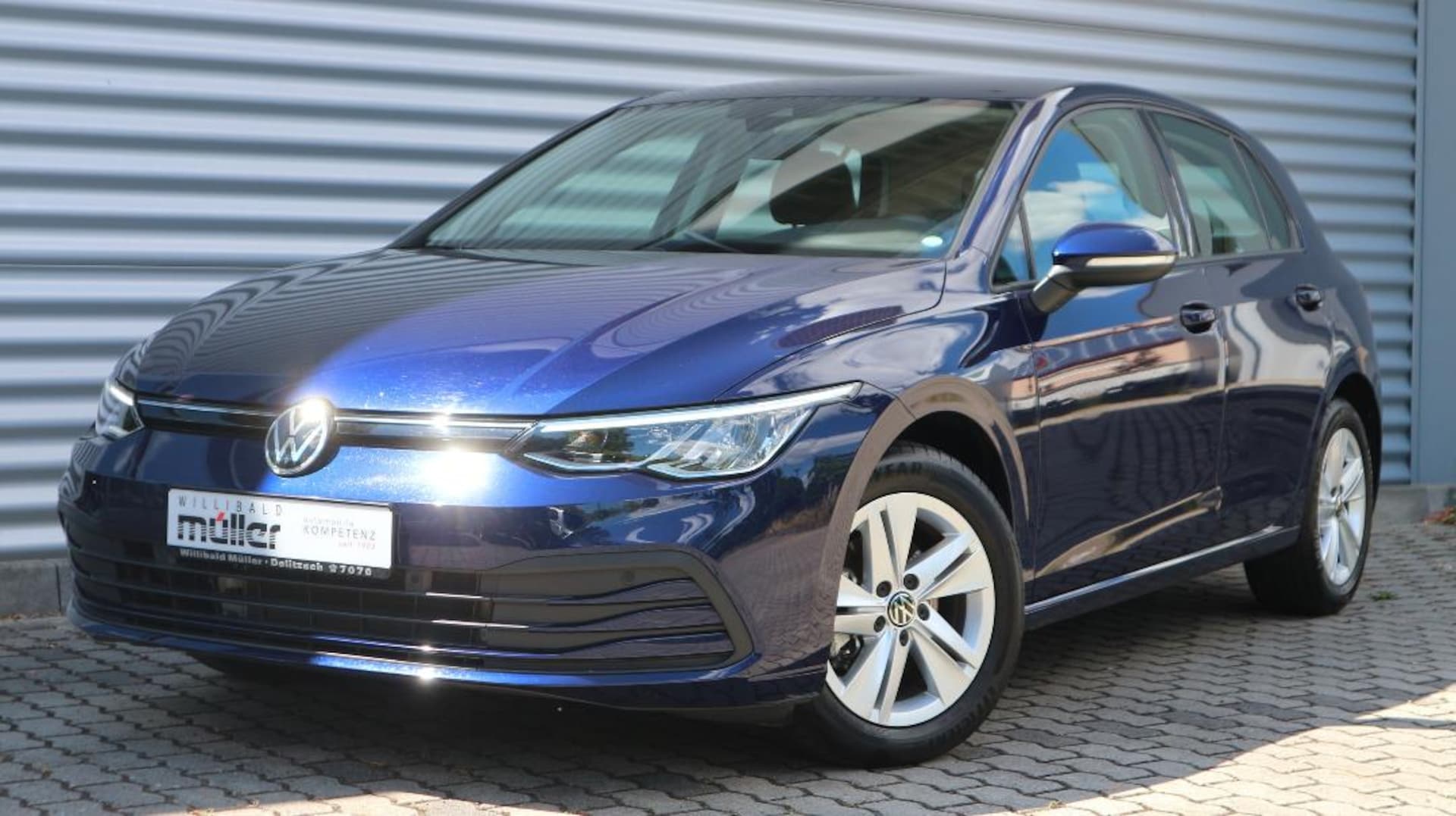 Volkswagen Golf Life