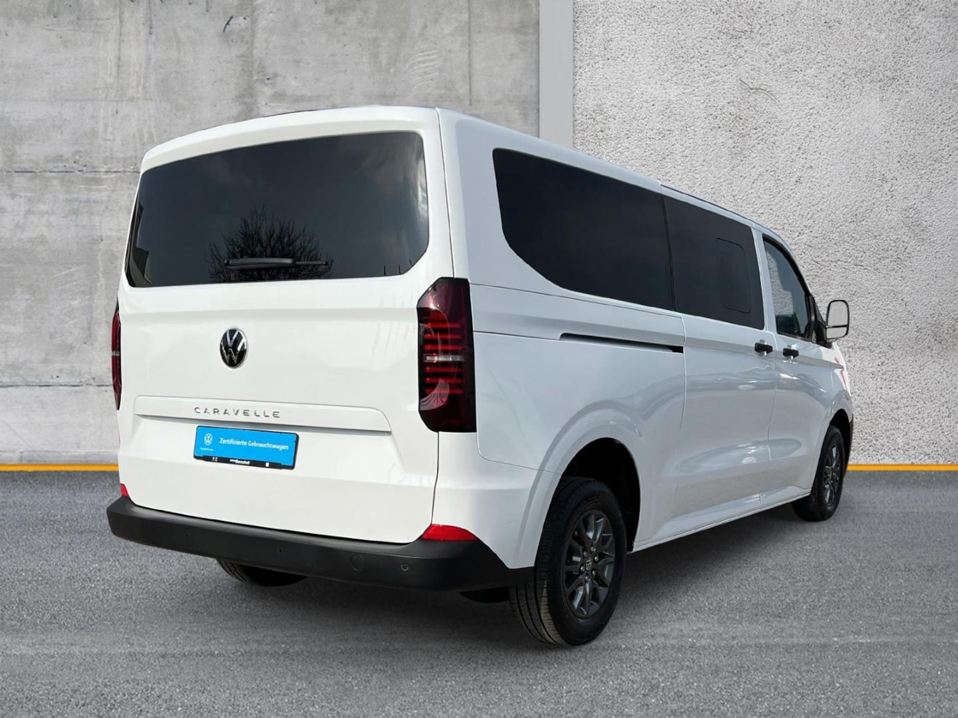 Volkswagen Caravelle langer Radstand Basis-Modell