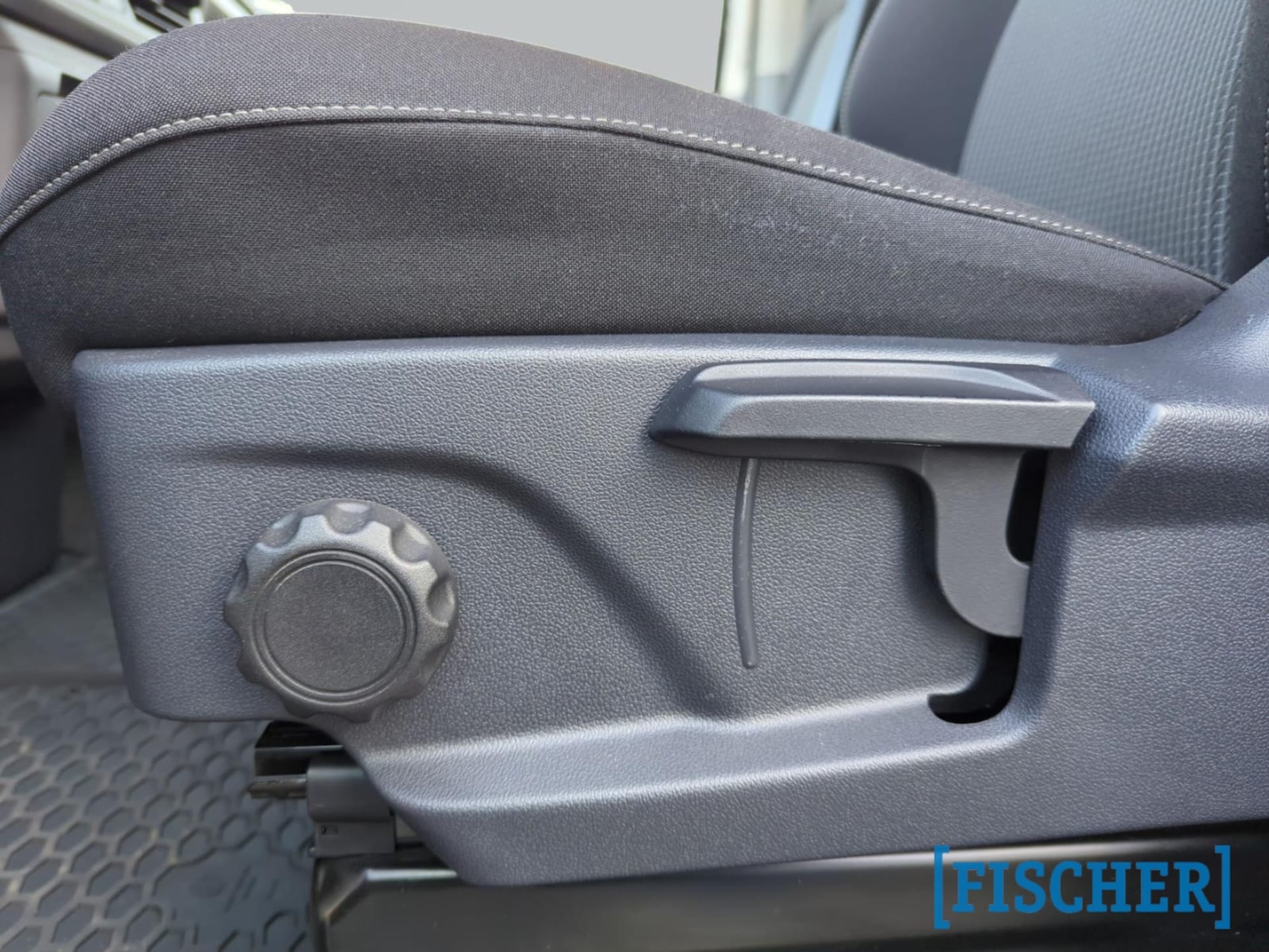 Volkswagen Transporter Kasten langer Radstand