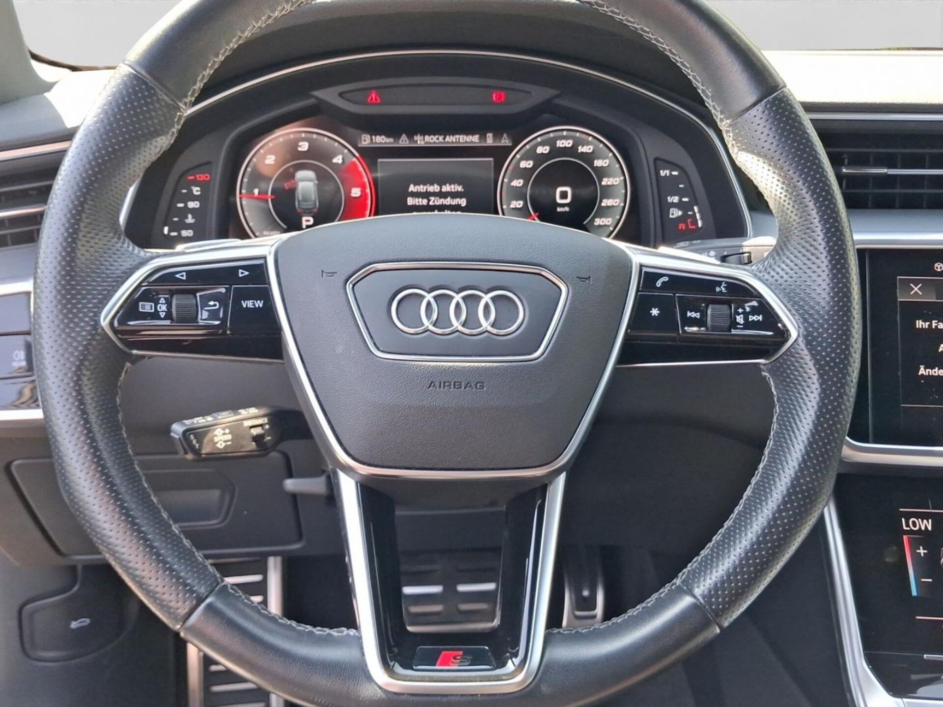 Audi S6 Avant