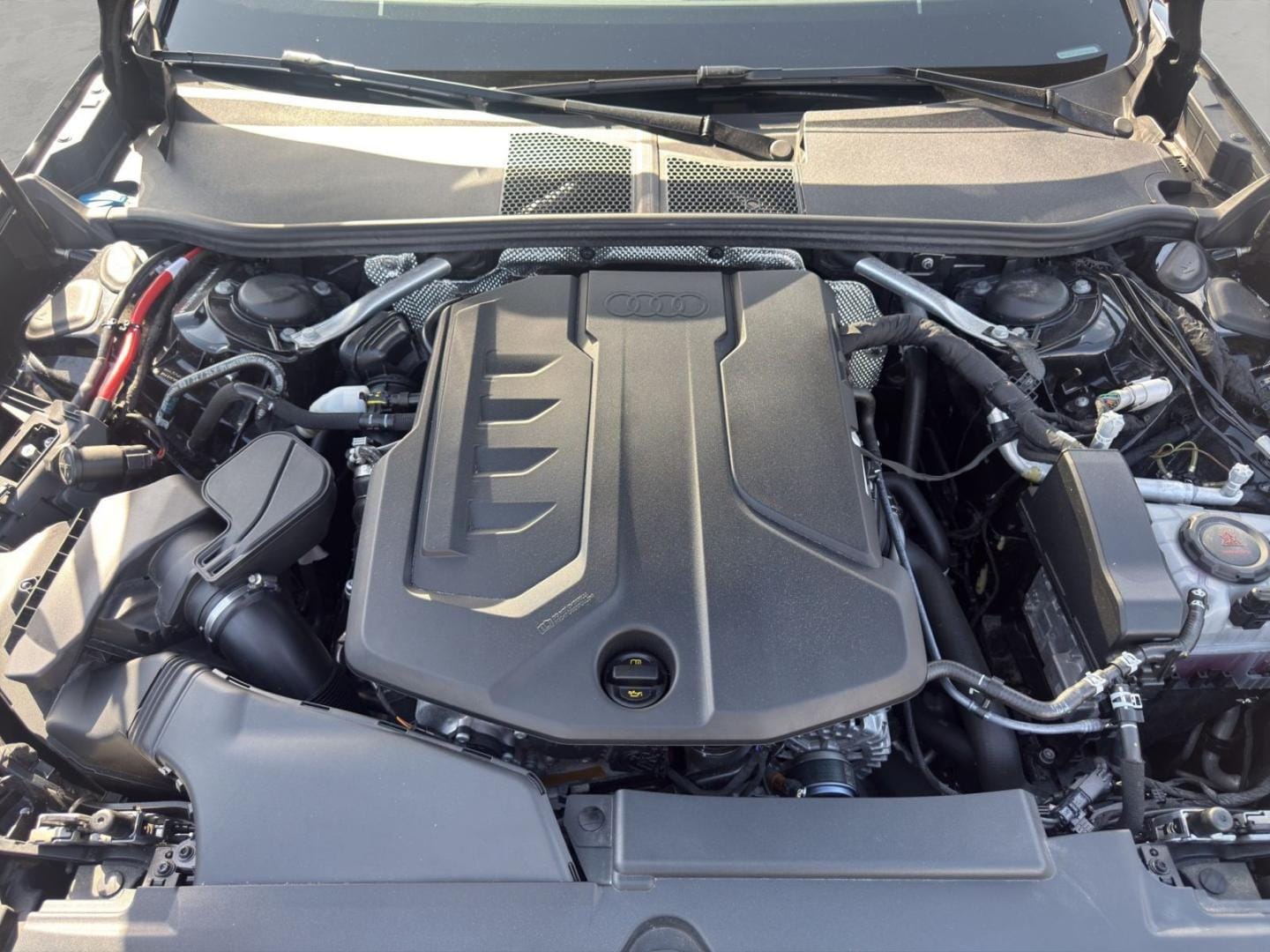 Bild über Audi A5 Avant TFSI S tronic - für weitere Informationen kontaktieren Sie den Audi Partner