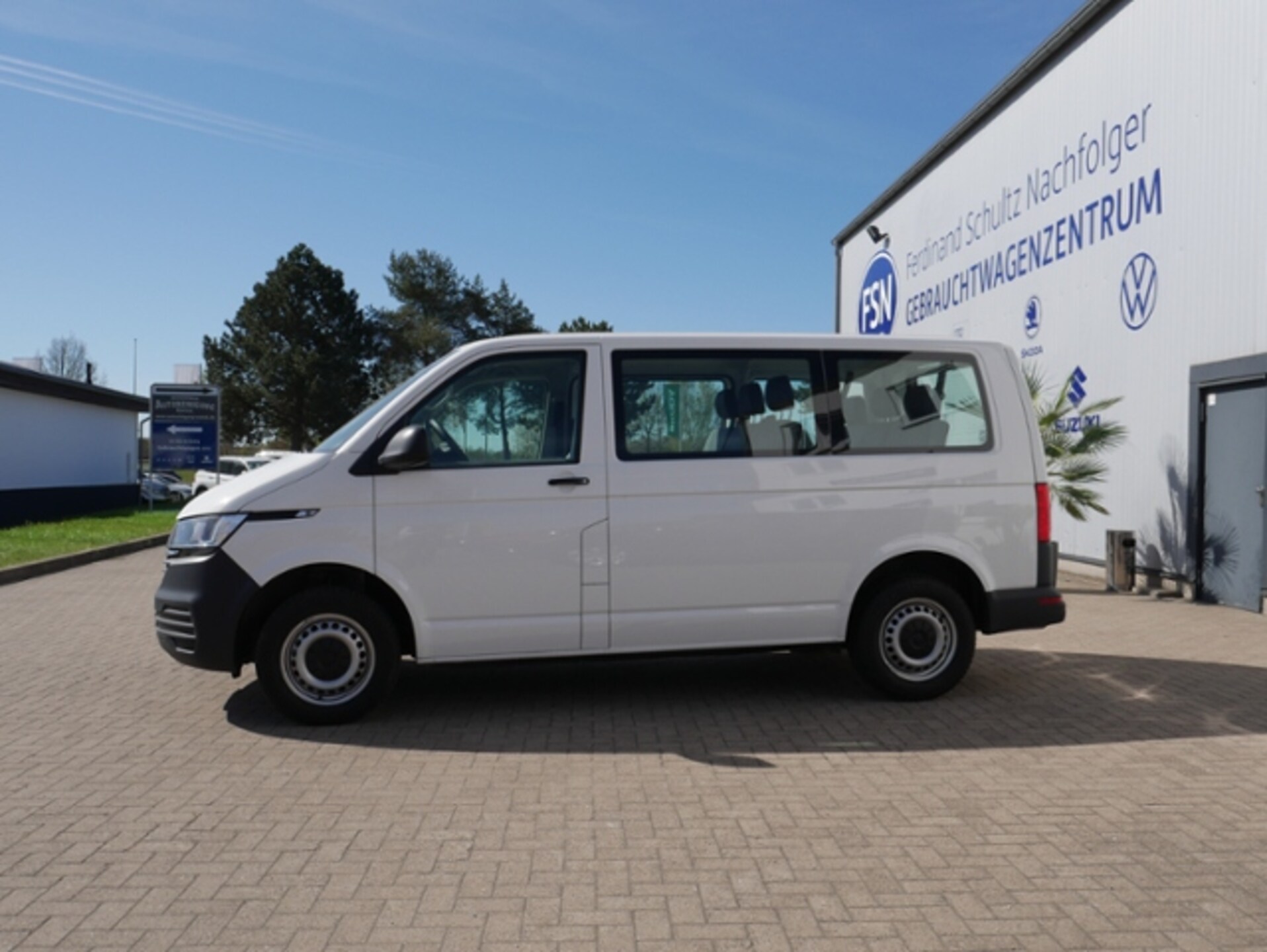 Volkswagen T6.1 Transporter Kombi kurzer Radstand
