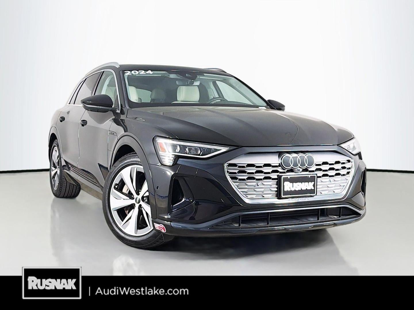 2024 Audi Q8 e-tron 55 114 kWh Premium Plus quattro's photo