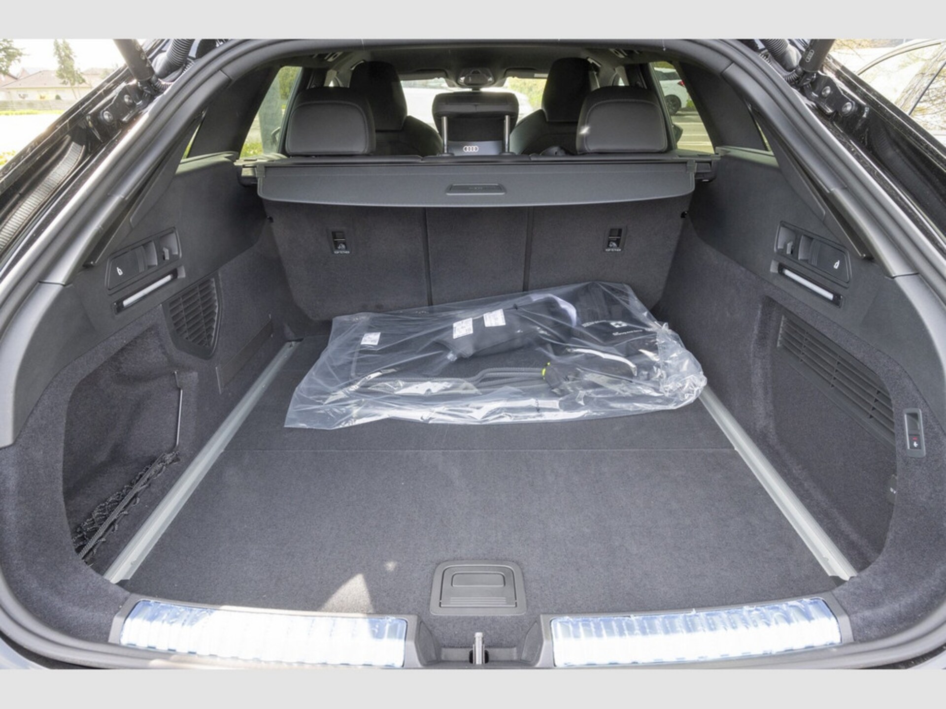 Audi A6 Avant edition one