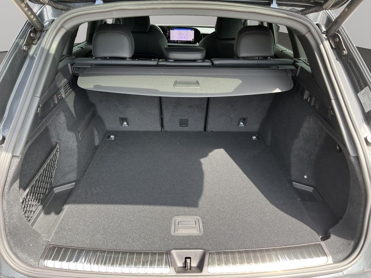 Bild über Audi Q5 SUV TDI quattro 150 kW S tronic - für weitere Informationen kontaktieren Sie den Audi Partner