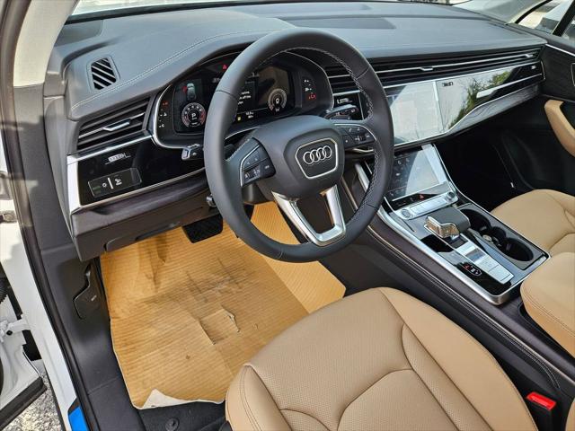 2025 Audi Q7 Premium Plus - Photo 9