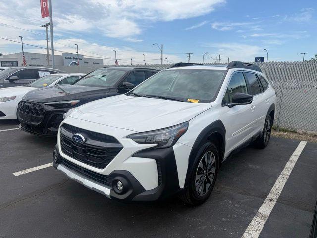 2025 Subaru Outback Limited's photo