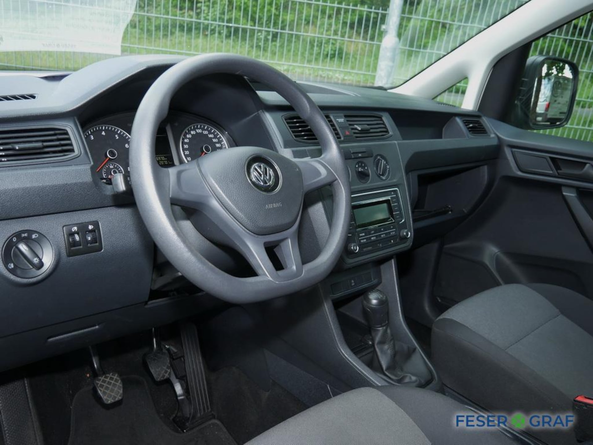 Volkswagen Caddy Maxi Kasten Basis-Modell