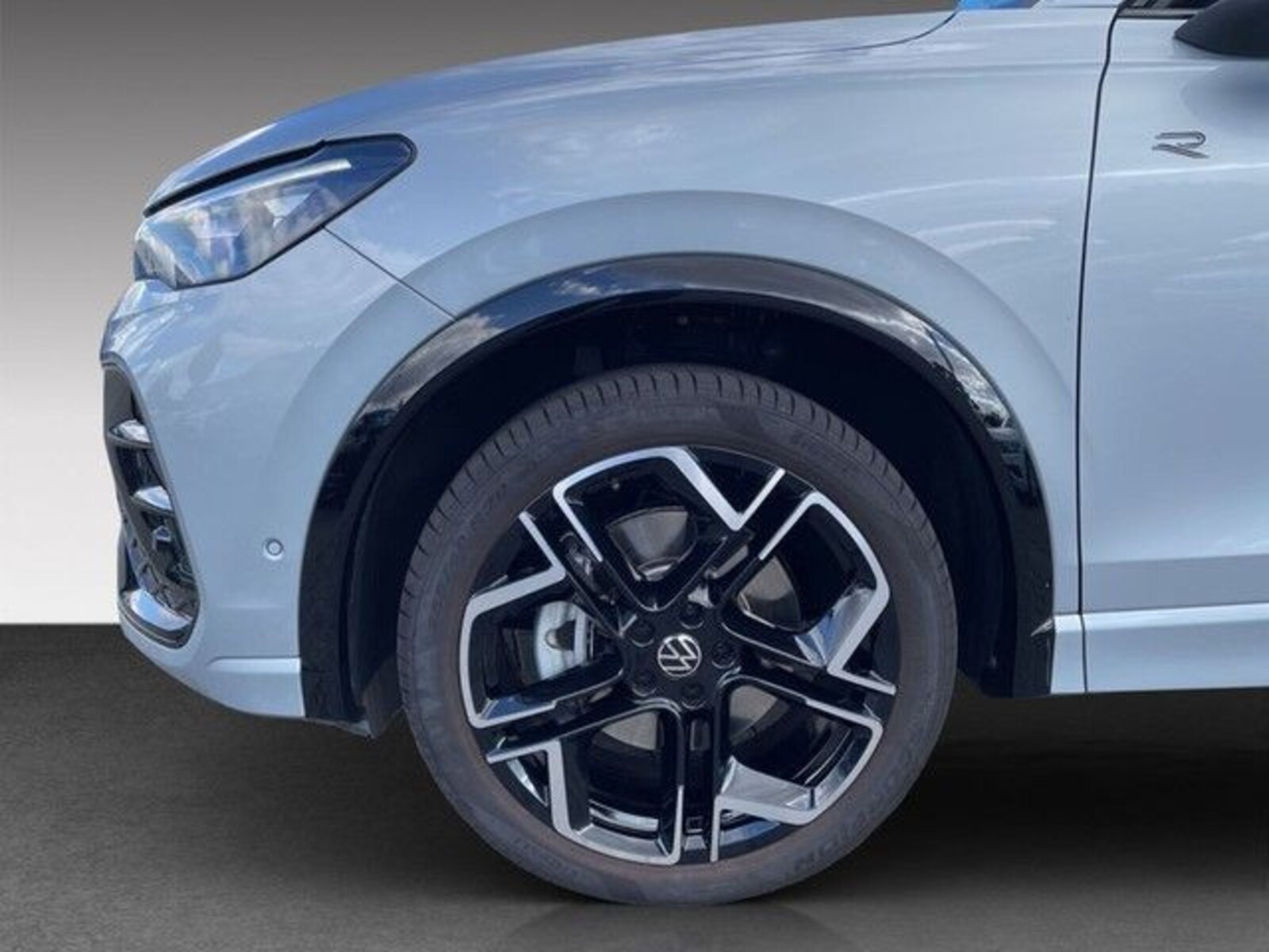 Volkswagen Tiguan – Bild 12
