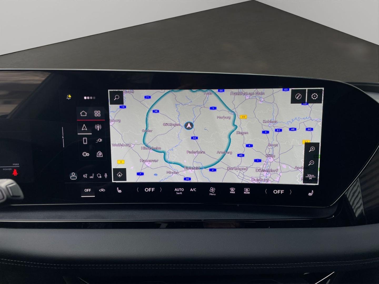 Image about Audi Q6 SUV e-tron e-tron quattro