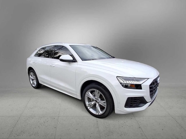 2023 Audi Q8
