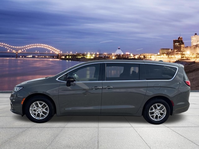 2025 Chrysler Pacifica