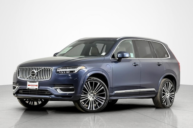 Photo of 2021 Volvo XC90 Recharge Plug-In Hybrid