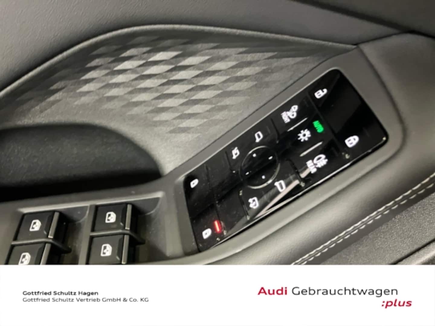 Bild über Audi A5 Avant TDI 150 kW S tronic - für weitere Informationen kontaktieren Sie den Audi Partner