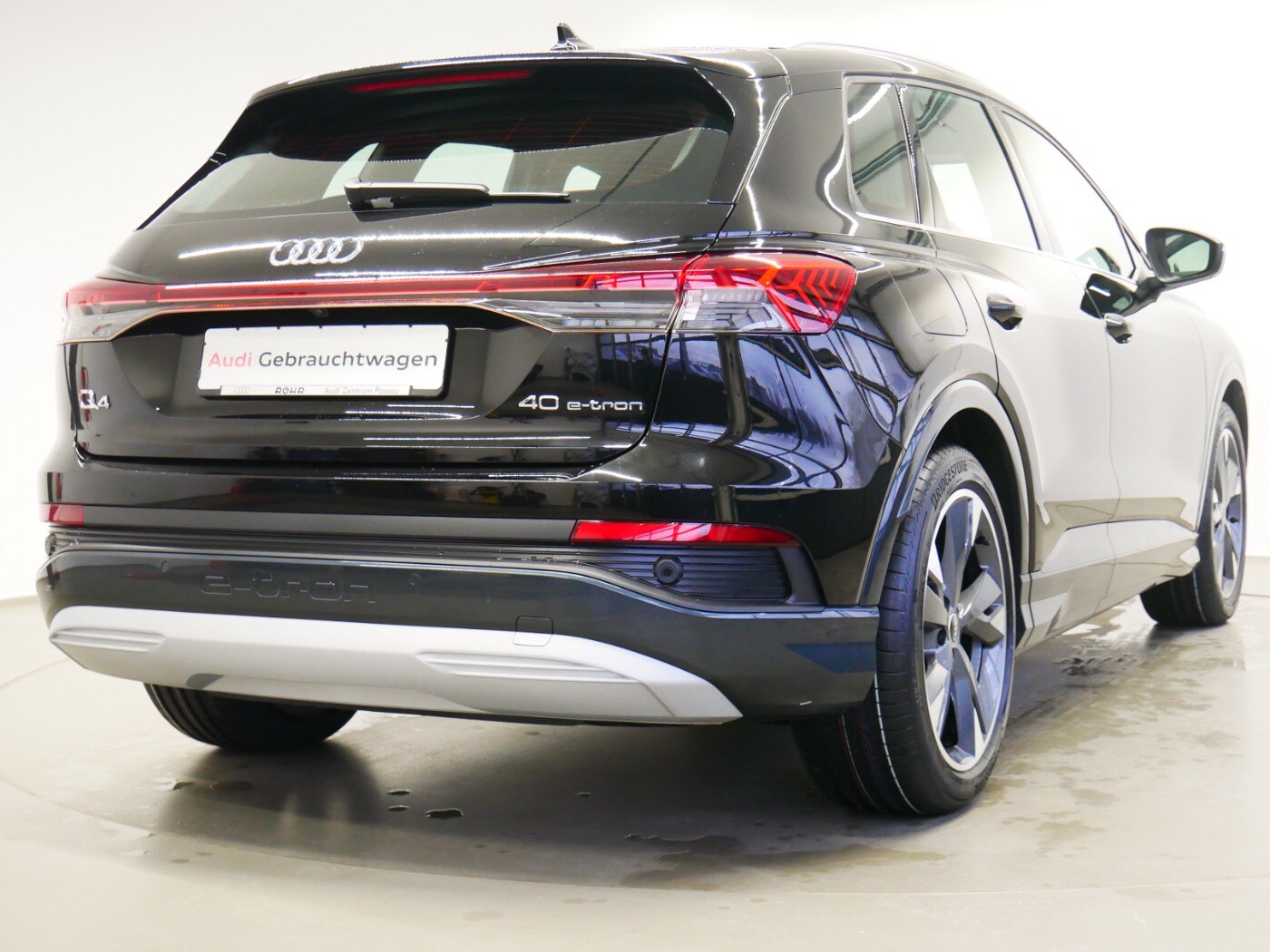 Image about Audi Q4 e-tron 40 e-tron