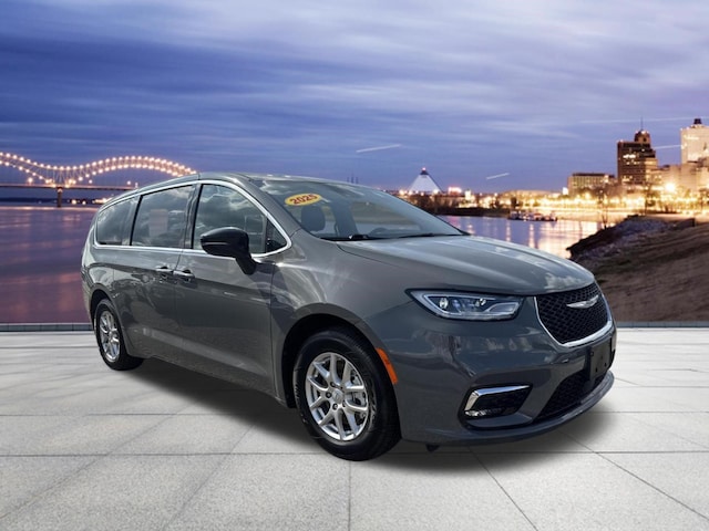 2025 Chrysler Pacifica