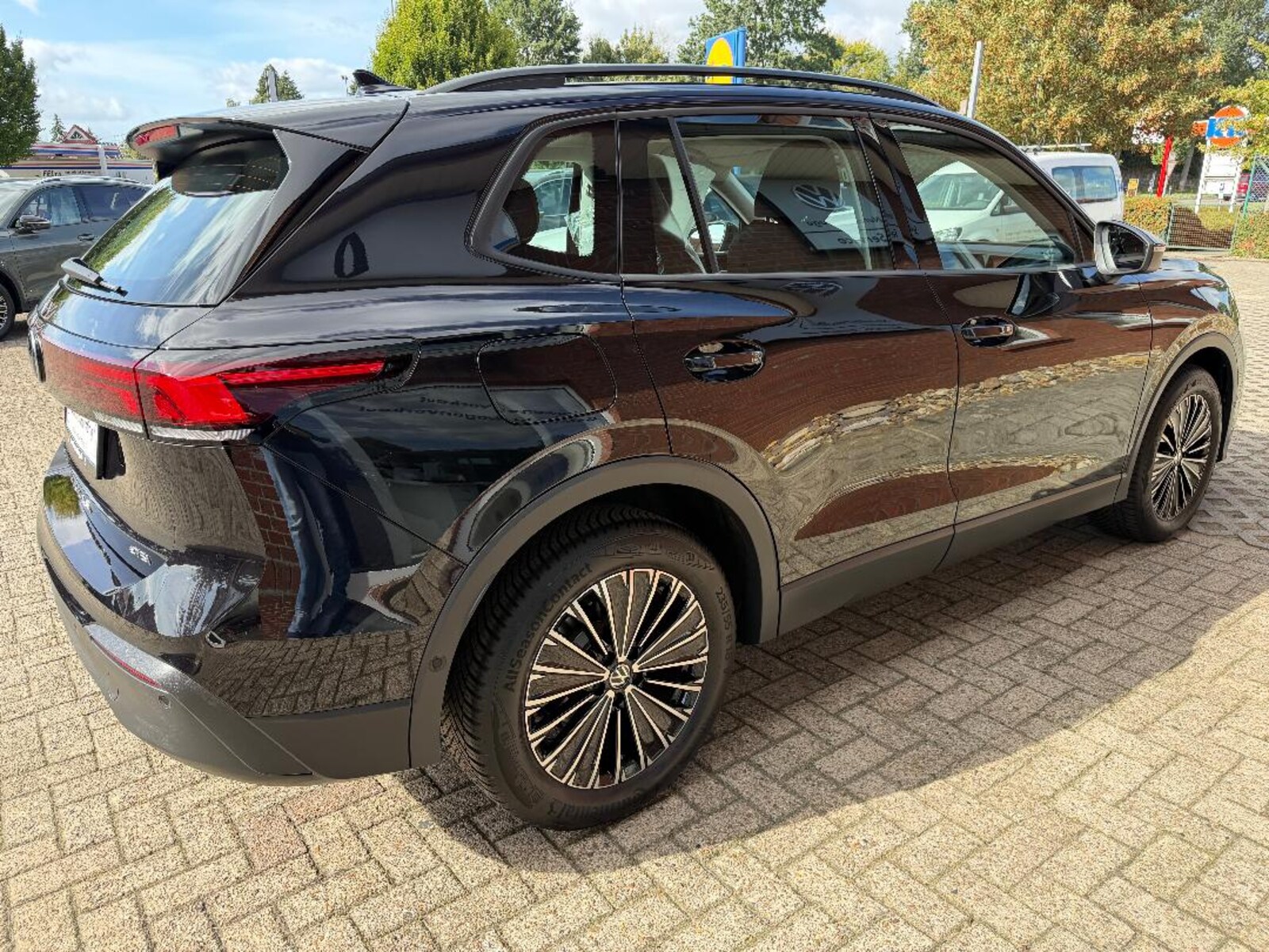 Volkswagen Tiguan – Bild 8