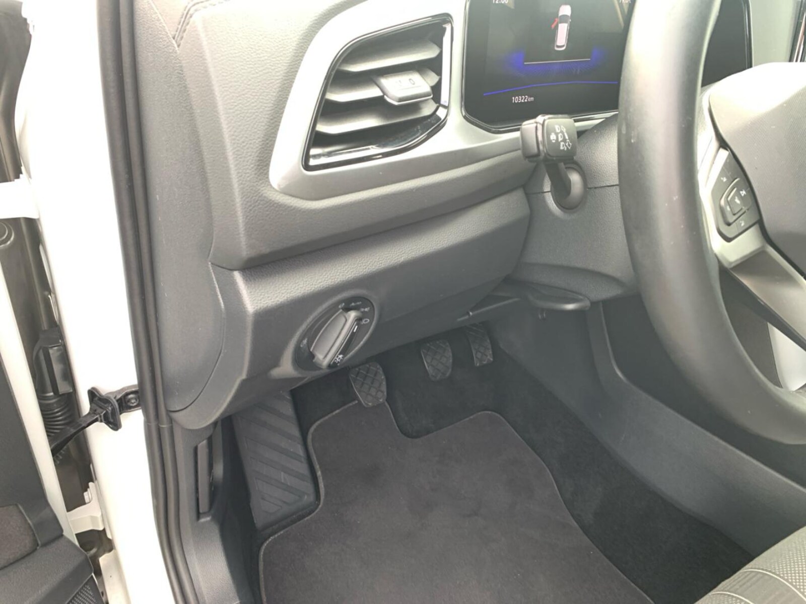 Volkswagen T-Roc – Bild 13