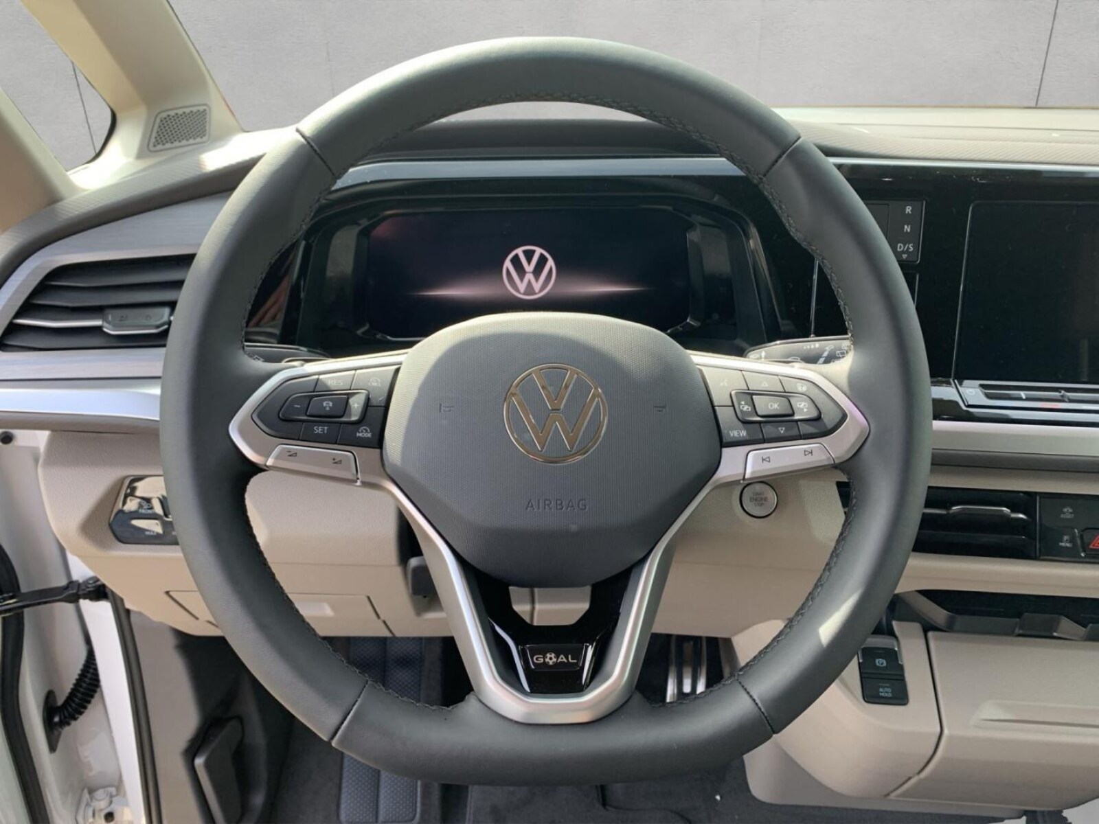 Volkswagen Multivan – Bild 11