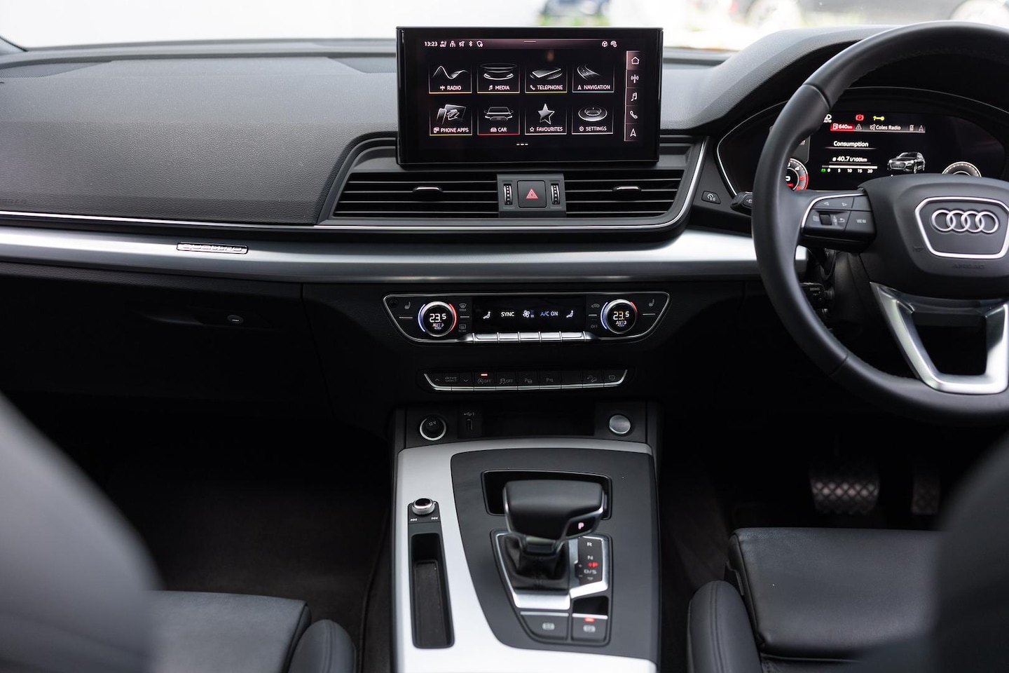 Image about Audi Q5 Sport 40 TDI quattro S tronic