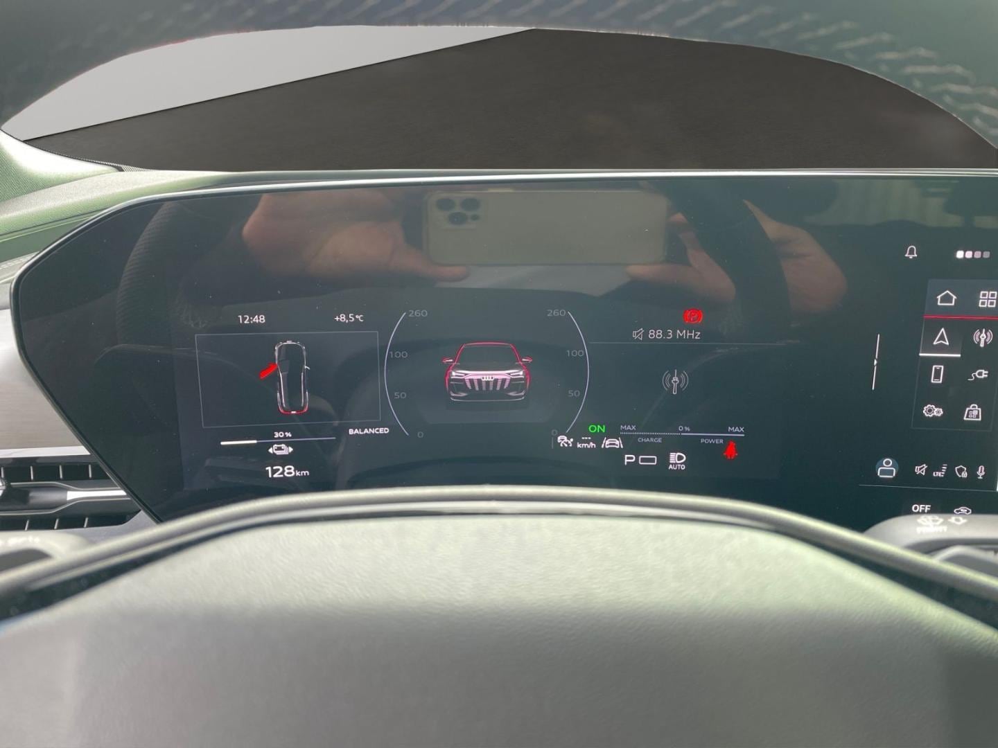 Image about Audi Q6 SUV e-tron e-tron quattro