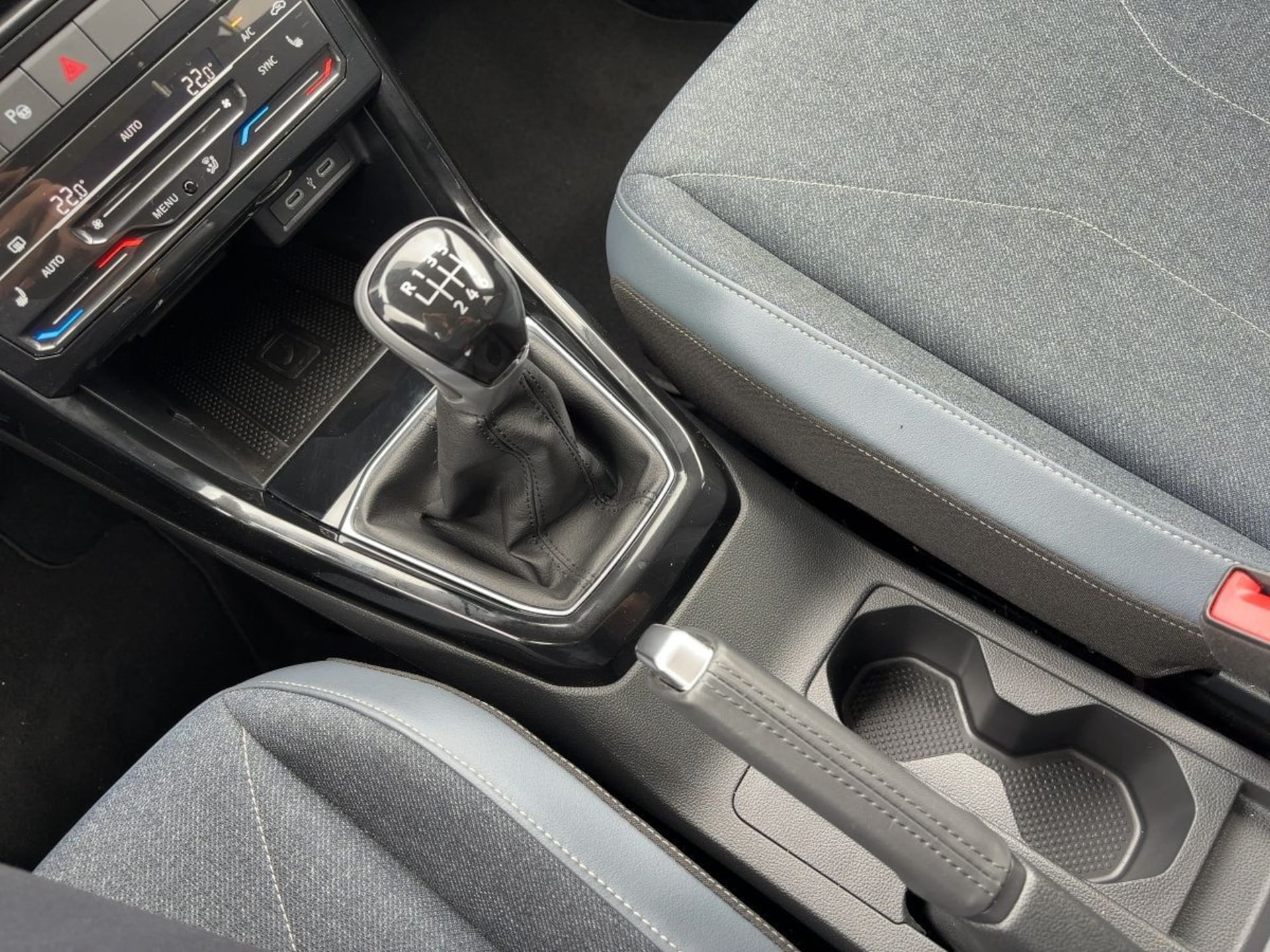 Volkswagen T-Cross Style