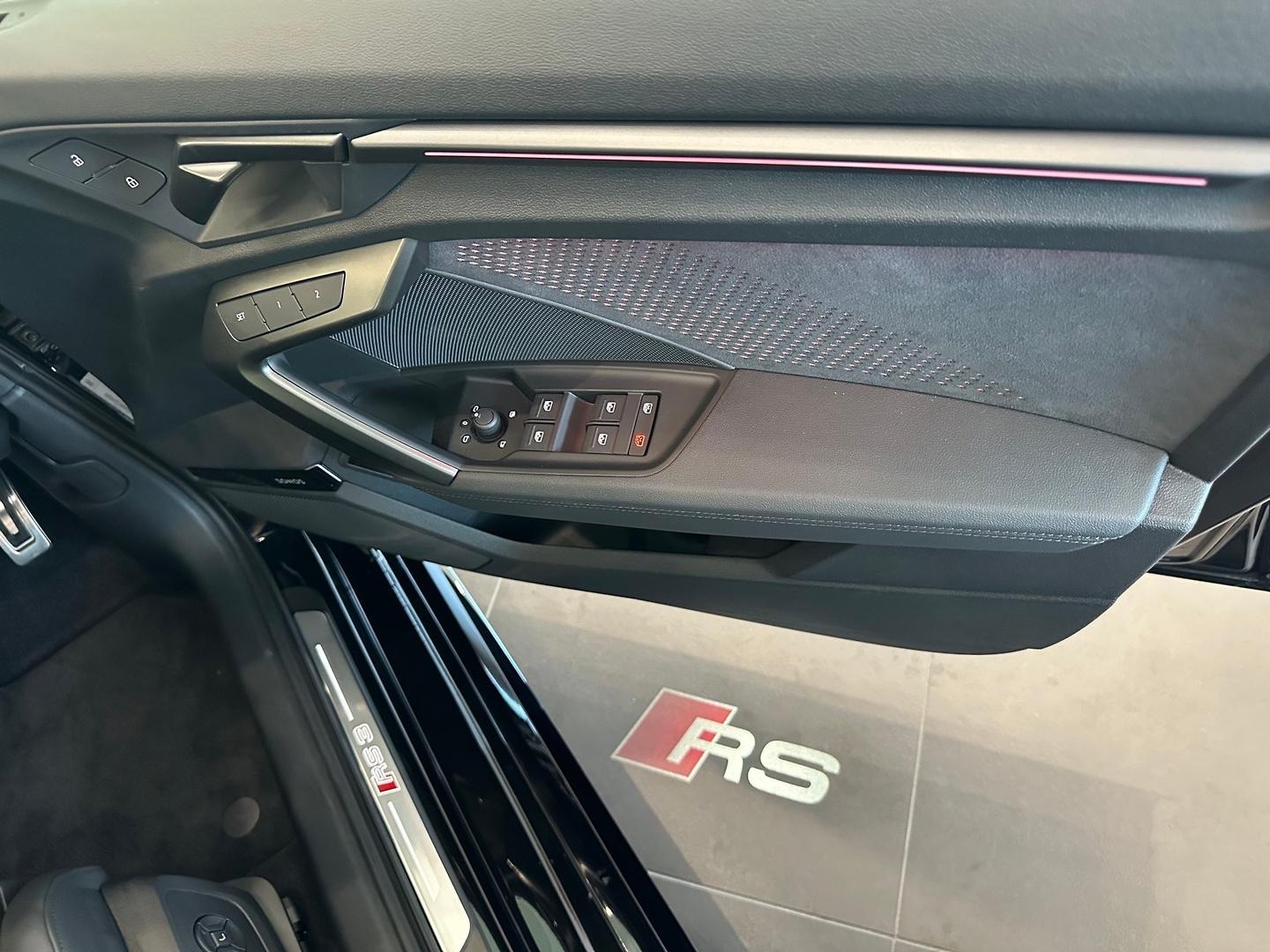 Image about Audi RS 3 Sportback TFSI quattro S tronic