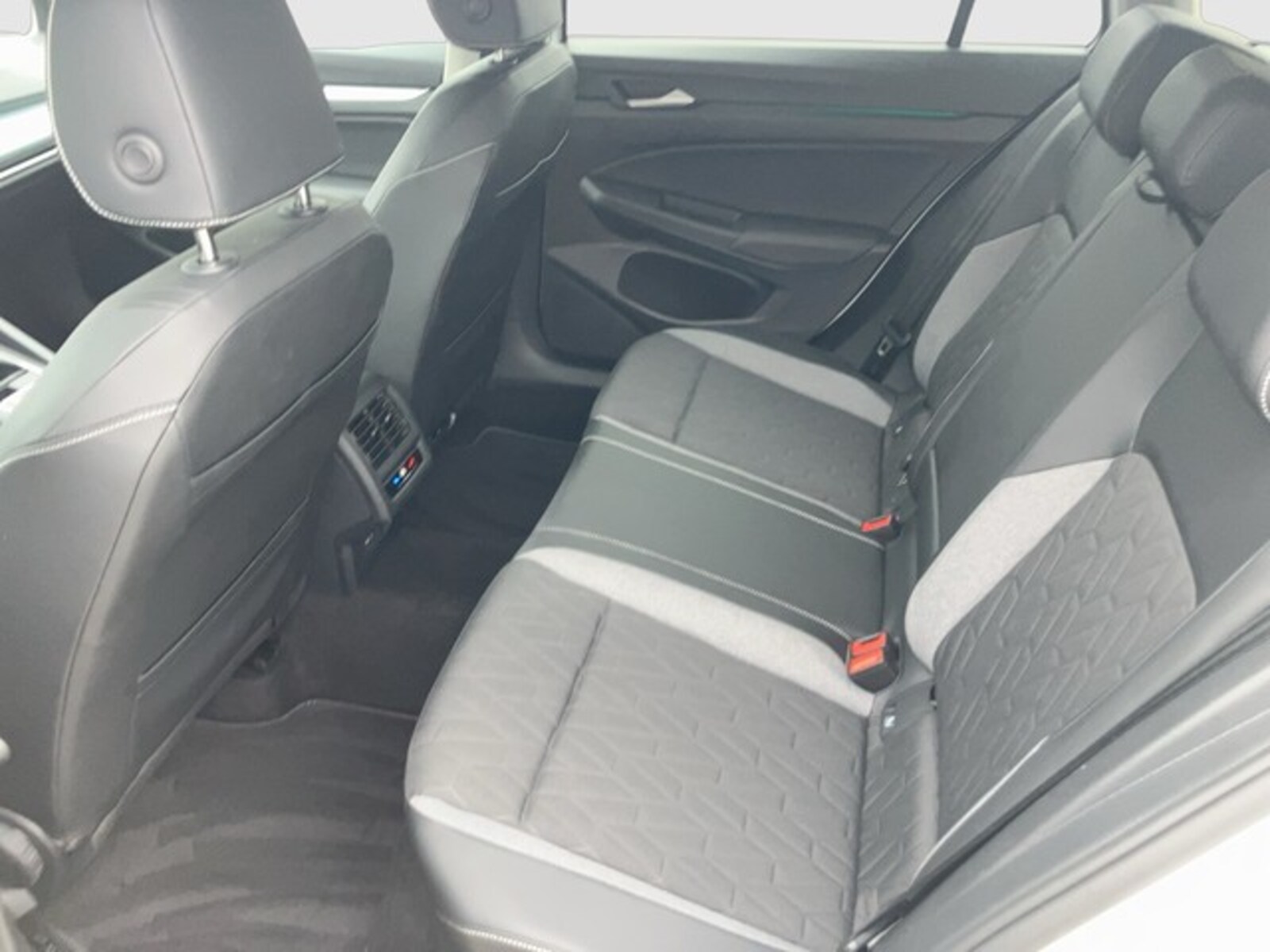 Volkswagen Golf Variant – Bild 13
