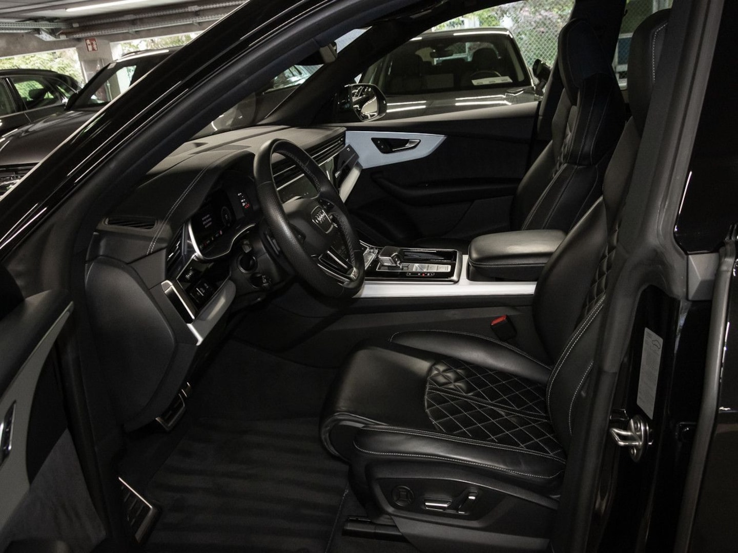 Bild über Audi Q8 50 TDI quattro tiptronic - für weitere Informationen kontaktieren Sie den Audi Partner