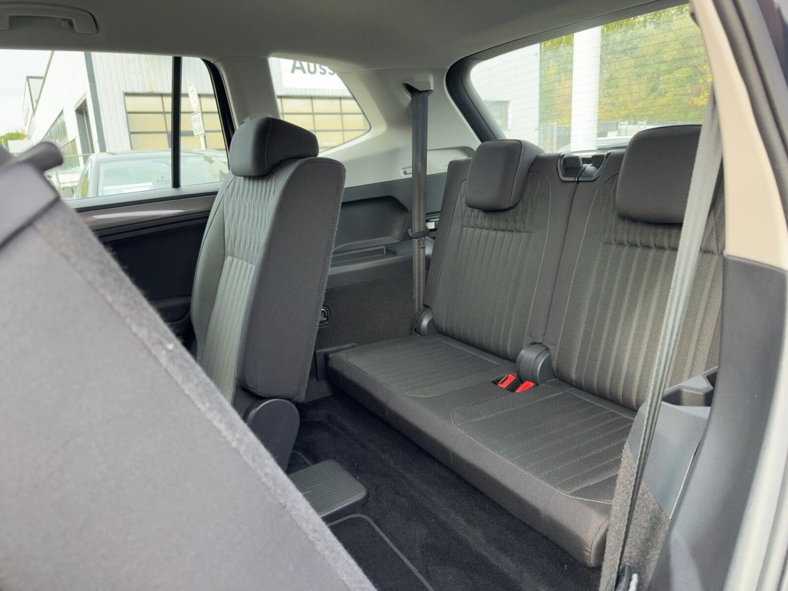 Volkswagen Tiguan Allspace – Bild 13