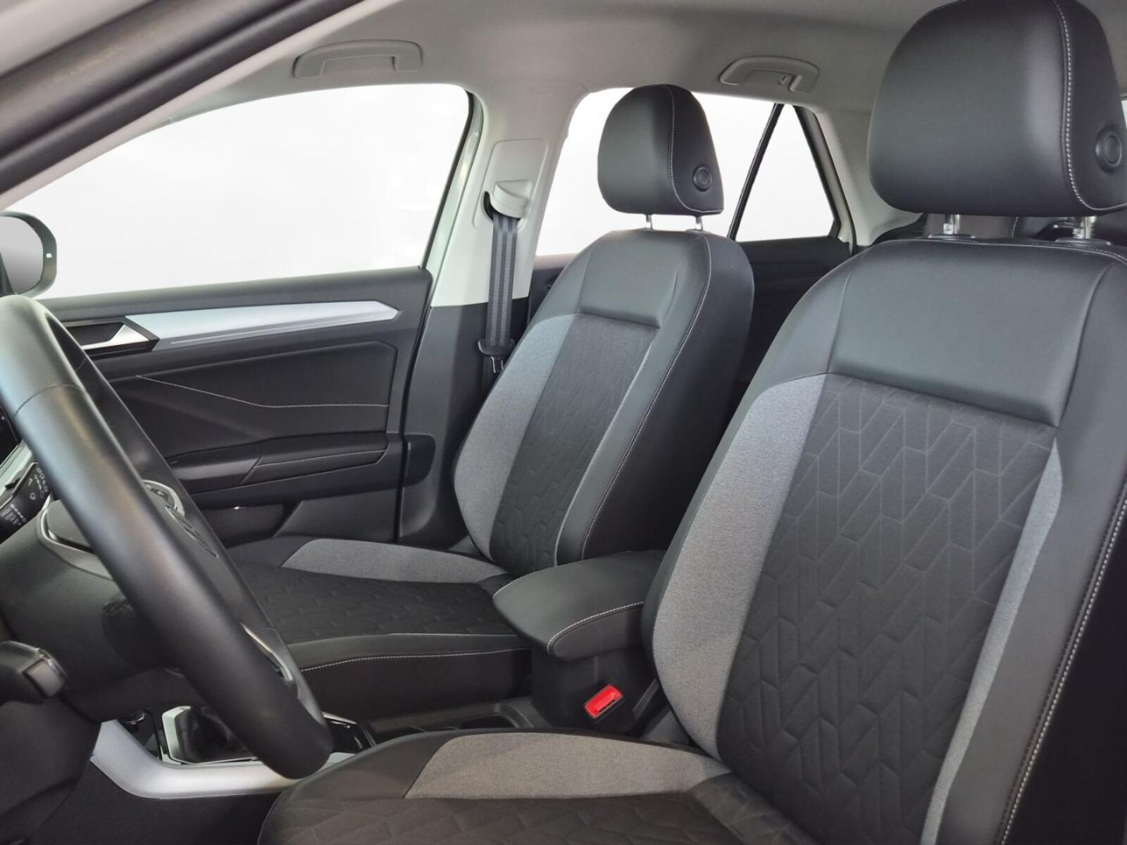 Volkswagen T-Roc – Bild 10
