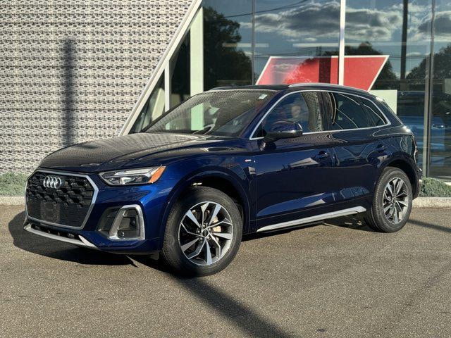 2022 Audi Q5 Premium Plus
