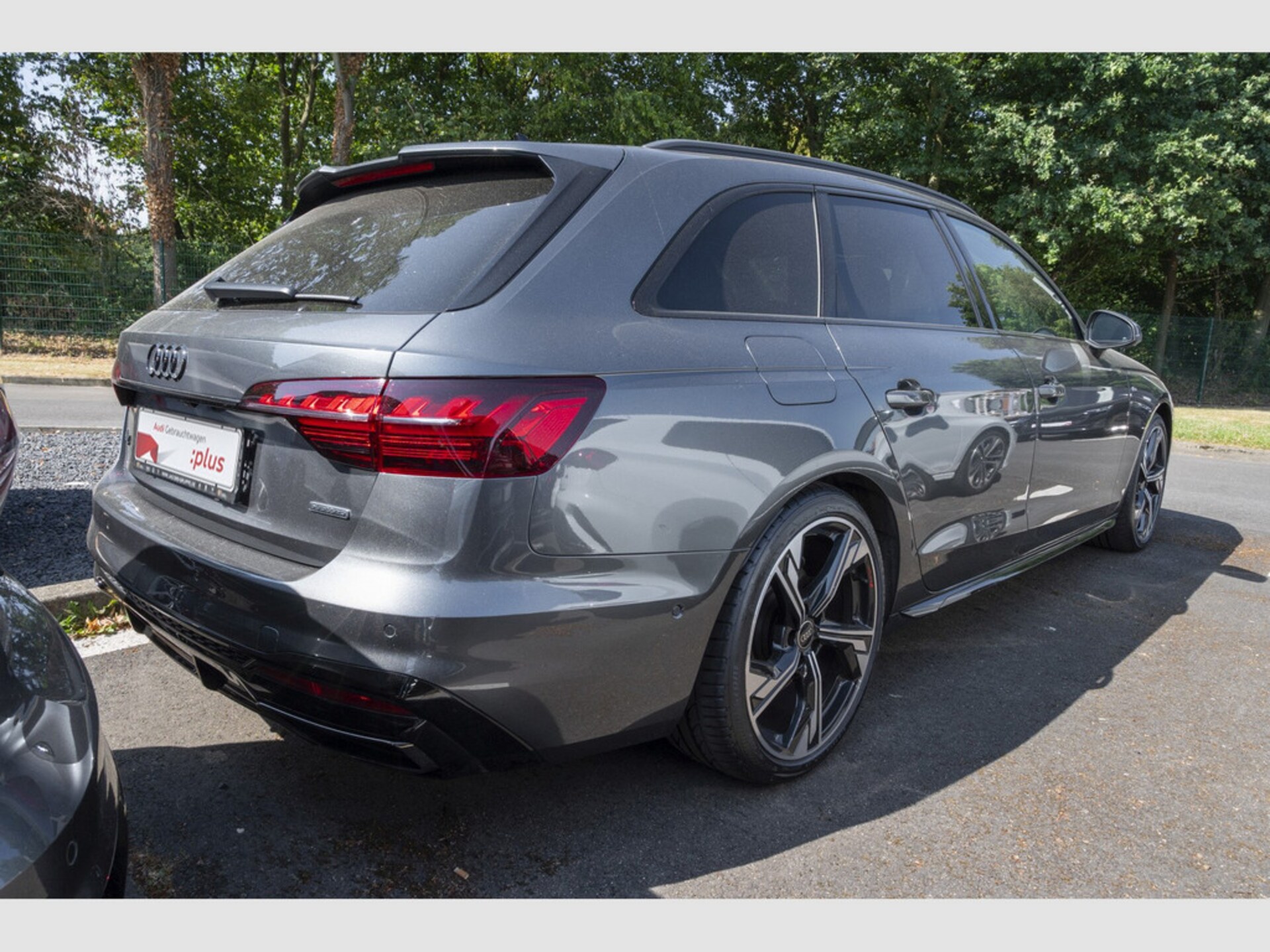 Audi A4 Avant S line
