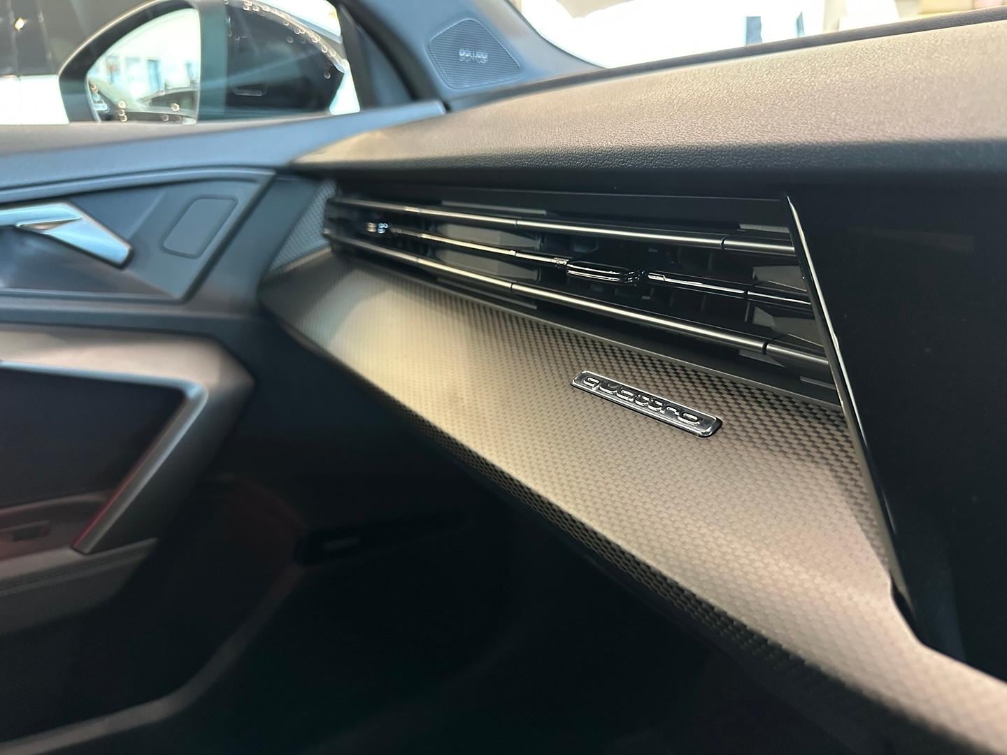 Image about Audi RS 3 Sportback TFSI quattro S tronic