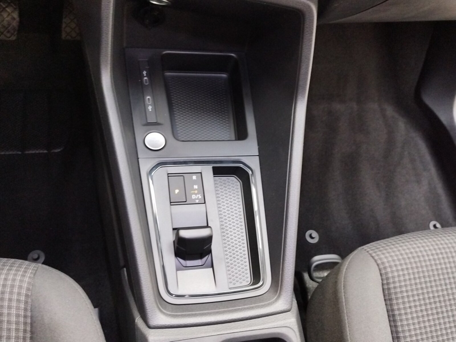 Volkswagen Caddy Maxi – Bild 14