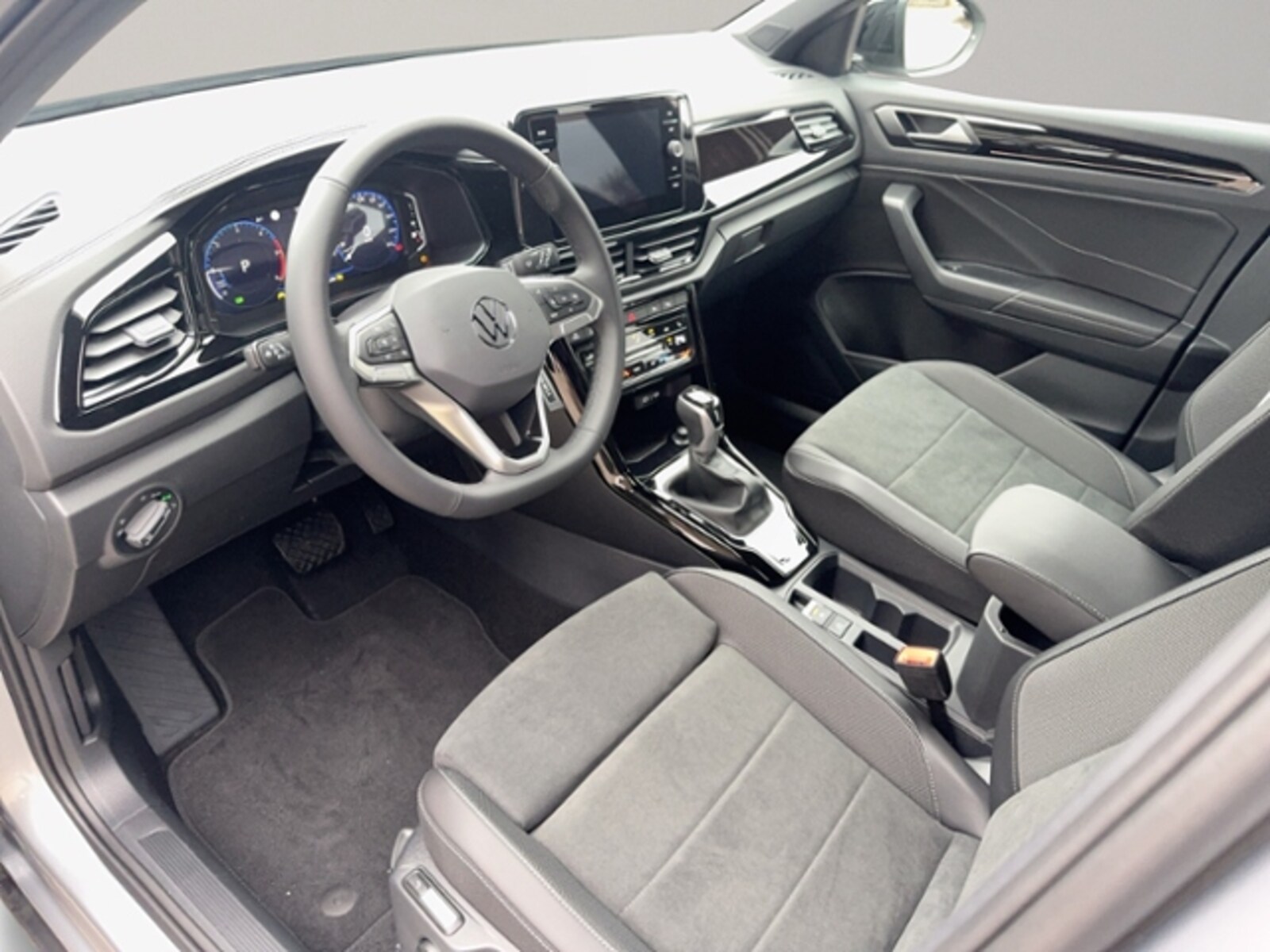 Volkswagen T-Roc – Bild 8