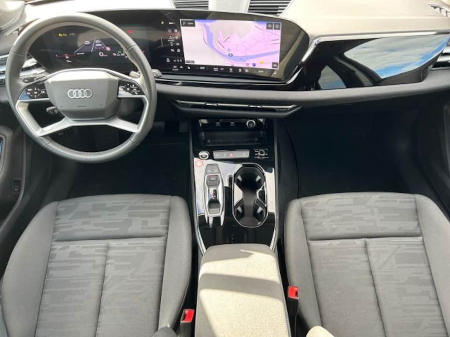 Bild über Audi A5 Avant TFSI S tronic - für weitere Informationen kontaktieren Sie den Audi Partner
