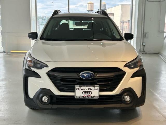 2025 Subaru Outback Base