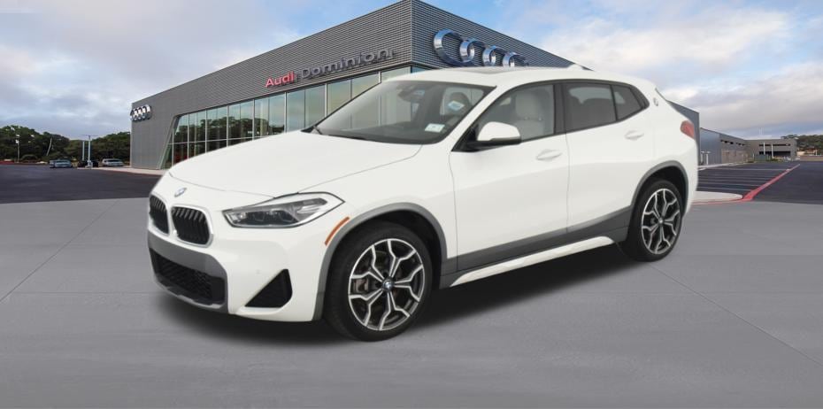 2022 BMW X2 sDrive28i's photo
