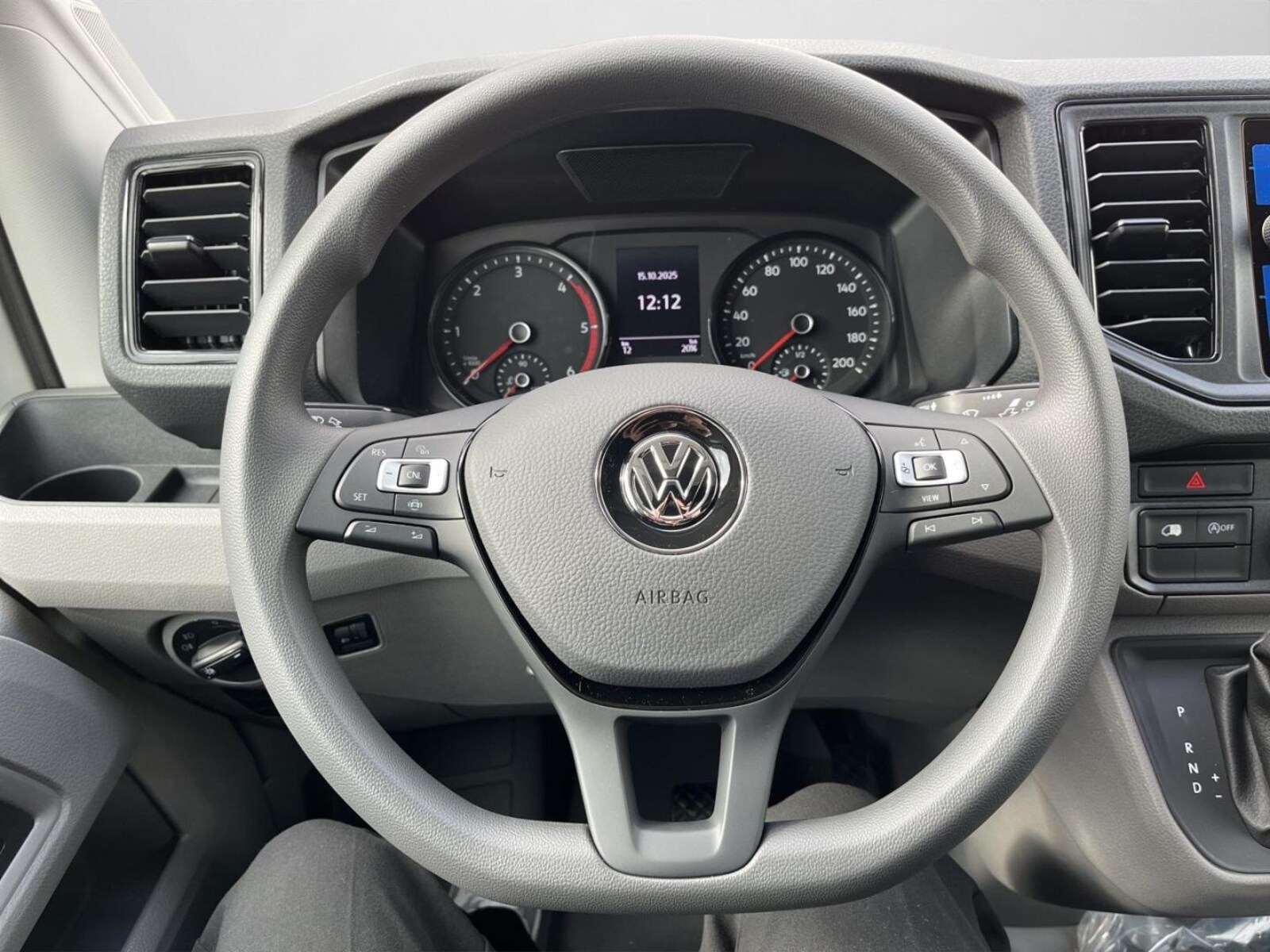 Volkswagen Crafter Kasten langer Radstand – Bild 9