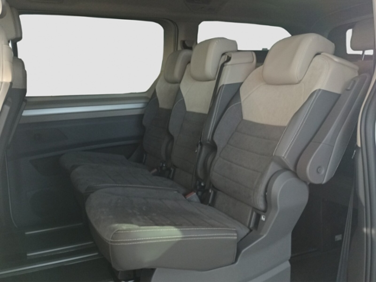 Volkswagen Multivan Langversion – Bild 15