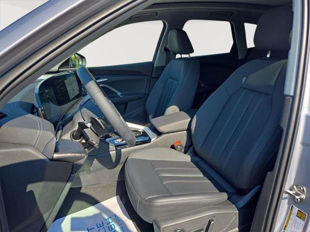 2025 Audi Q5 Premium - Photo 11