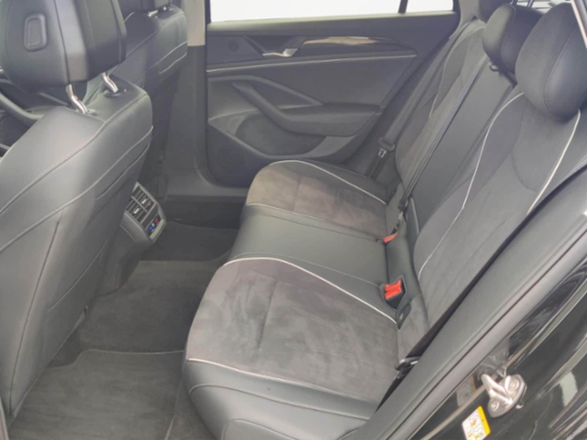 Volkswagen Passat Business