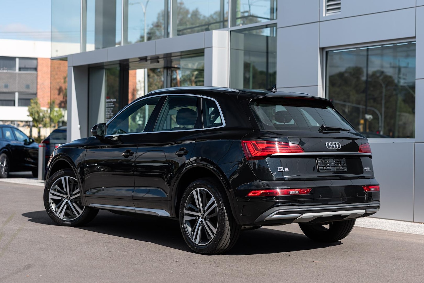 Image about Audi Q5 Sport 40 TDI quattro S tronic