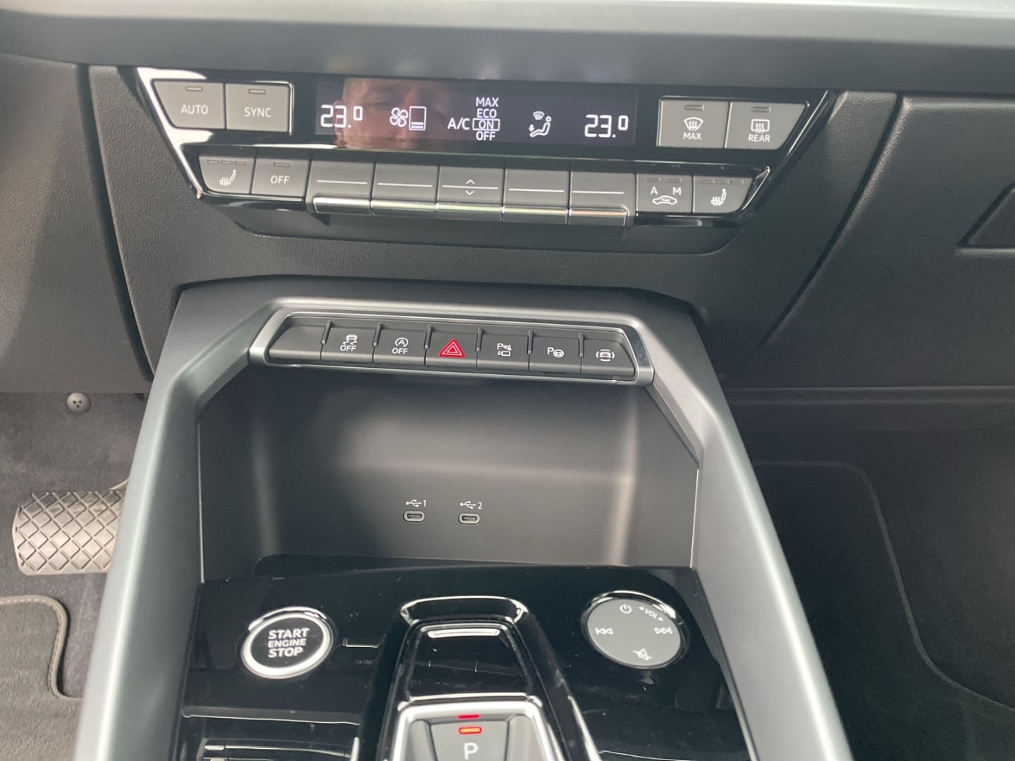 Bild über Audi A3 Sportback TFSI 110 kW S tronic - für weitere Informationen kontaktieren Sie den Audi Partner